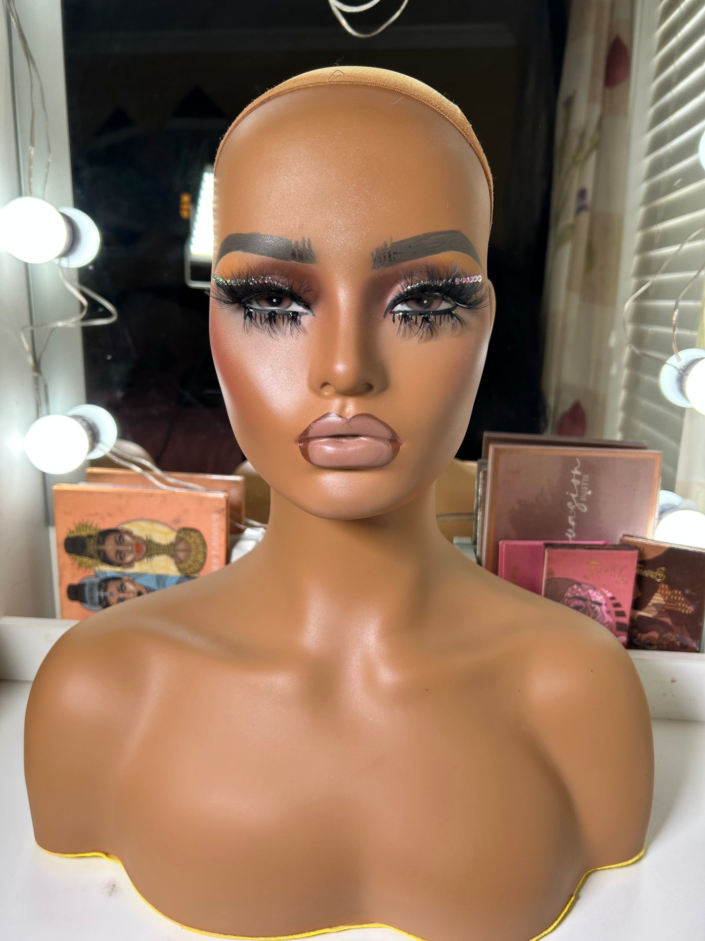 AYANNA (PRE-ORDER)