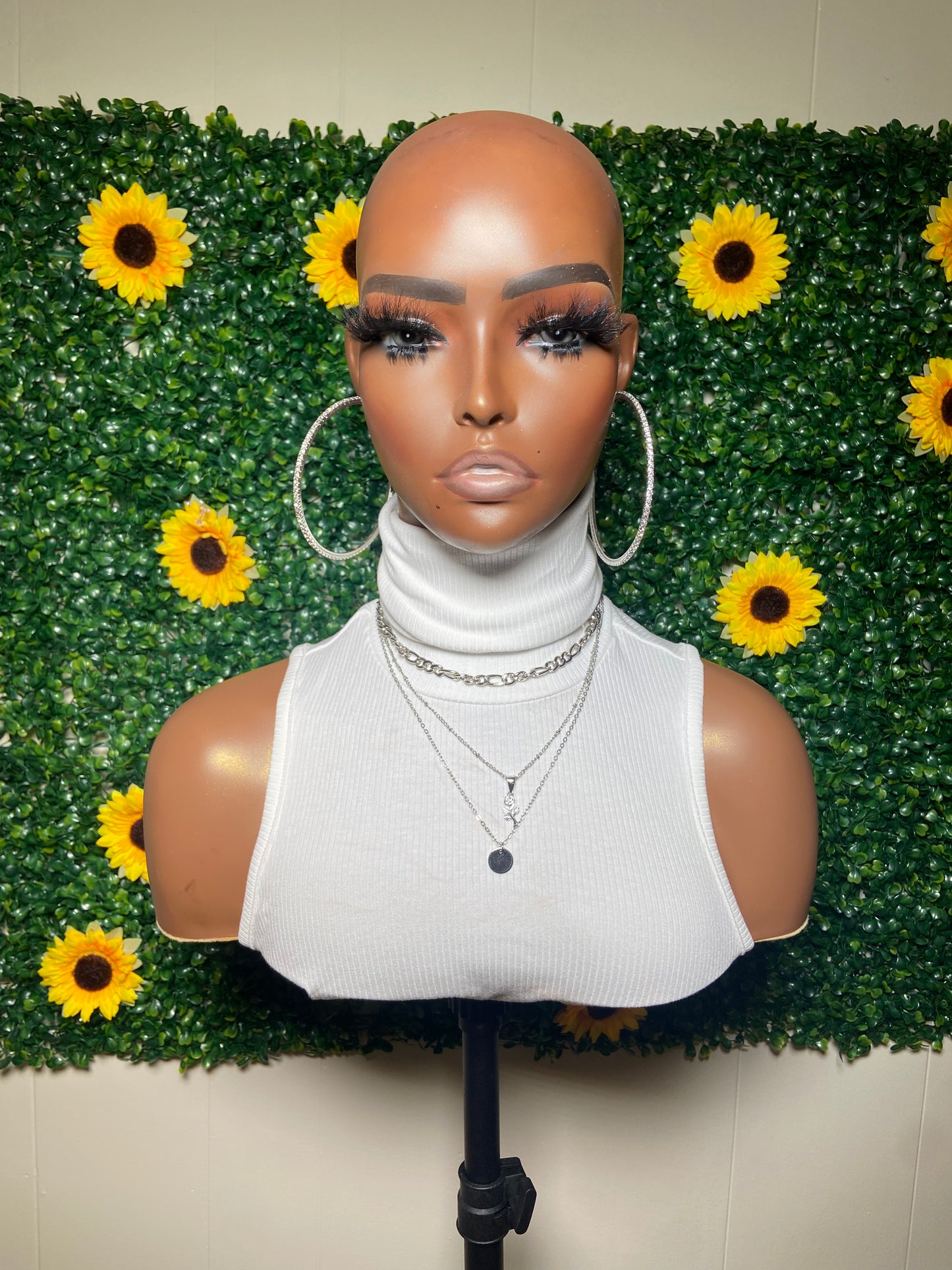 WHITE TURTLENECK